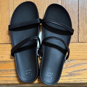 a new day Black Minimalist Slide Sandals nwt size 8